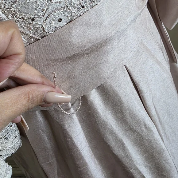 Elegant Lace Top and Satin Skirt Dress Size 14 - Picture 8 of 11